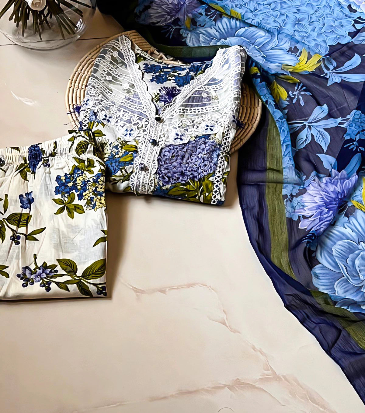 Bluebell Grace – 3-Piece White & Blue Stitched Lawn Suit
