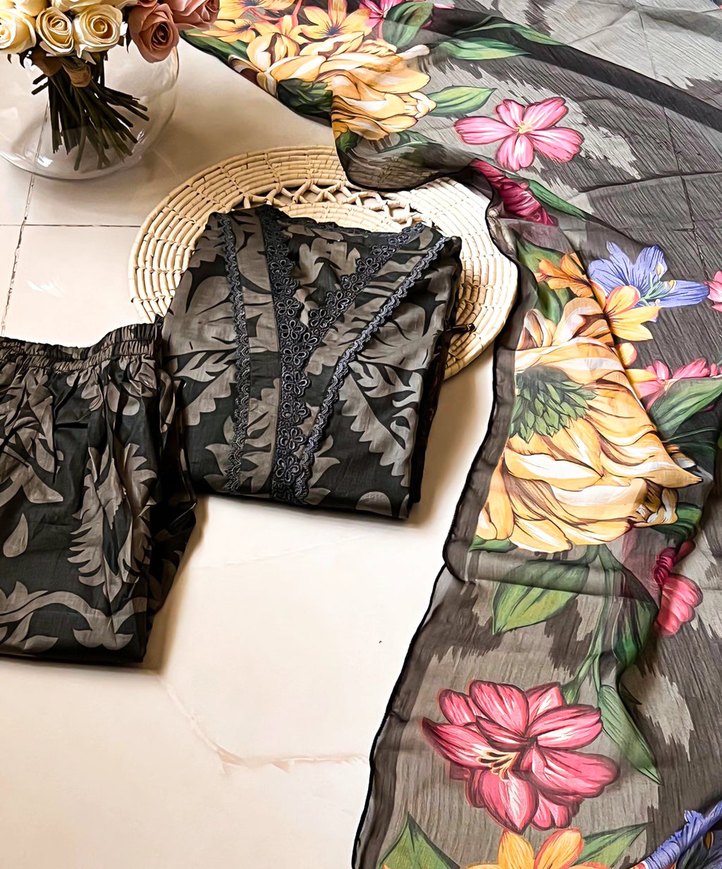 Eclipse Bloom – 3-Piece Black Stitched Lawn Suit